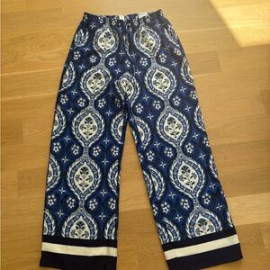 H&M Floral Blue and White Pants